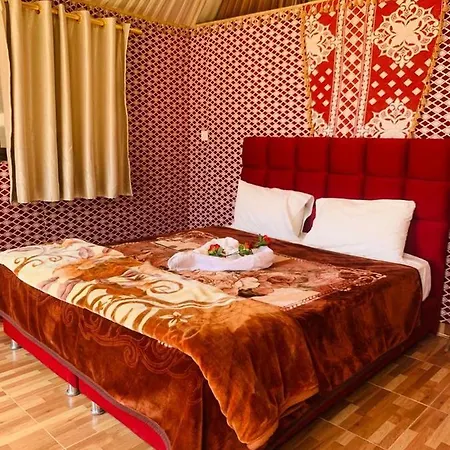 Wadi Rum-Bedouin Tents And Jeep Tours Exterior photo