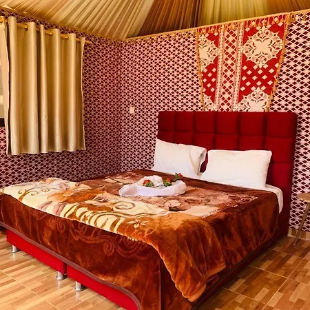 Wadi Rum-Bedouin Tents And Jeep Tours Exterior photo