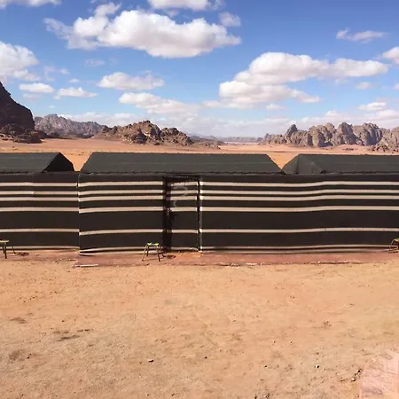 Wadi Rum-Bedouin Tents And Jeep Tours Exterior photo