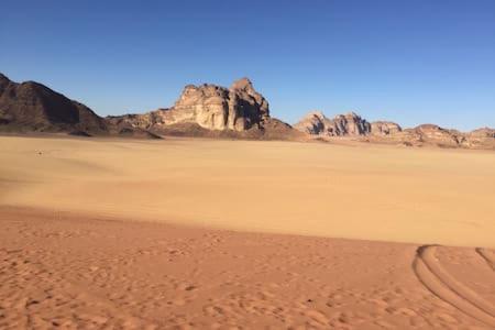 Luxury tent Wadi Rum-bedouin Tents And Jeep Tours Wadi Rum